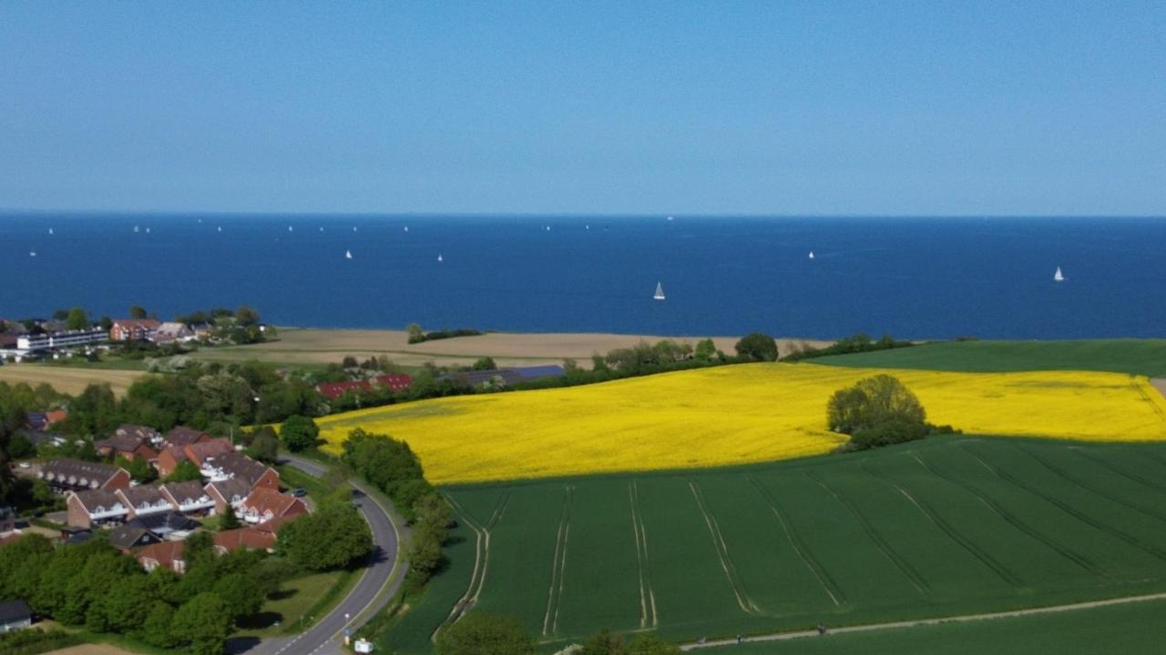 Segelund - Zeit Fuer Uns- Ruhige Und Sonnige Ferienwohnung Mit Terrasse Und Garten Nahe Strand Und Ostsee Schonhagen  Luaran gambar