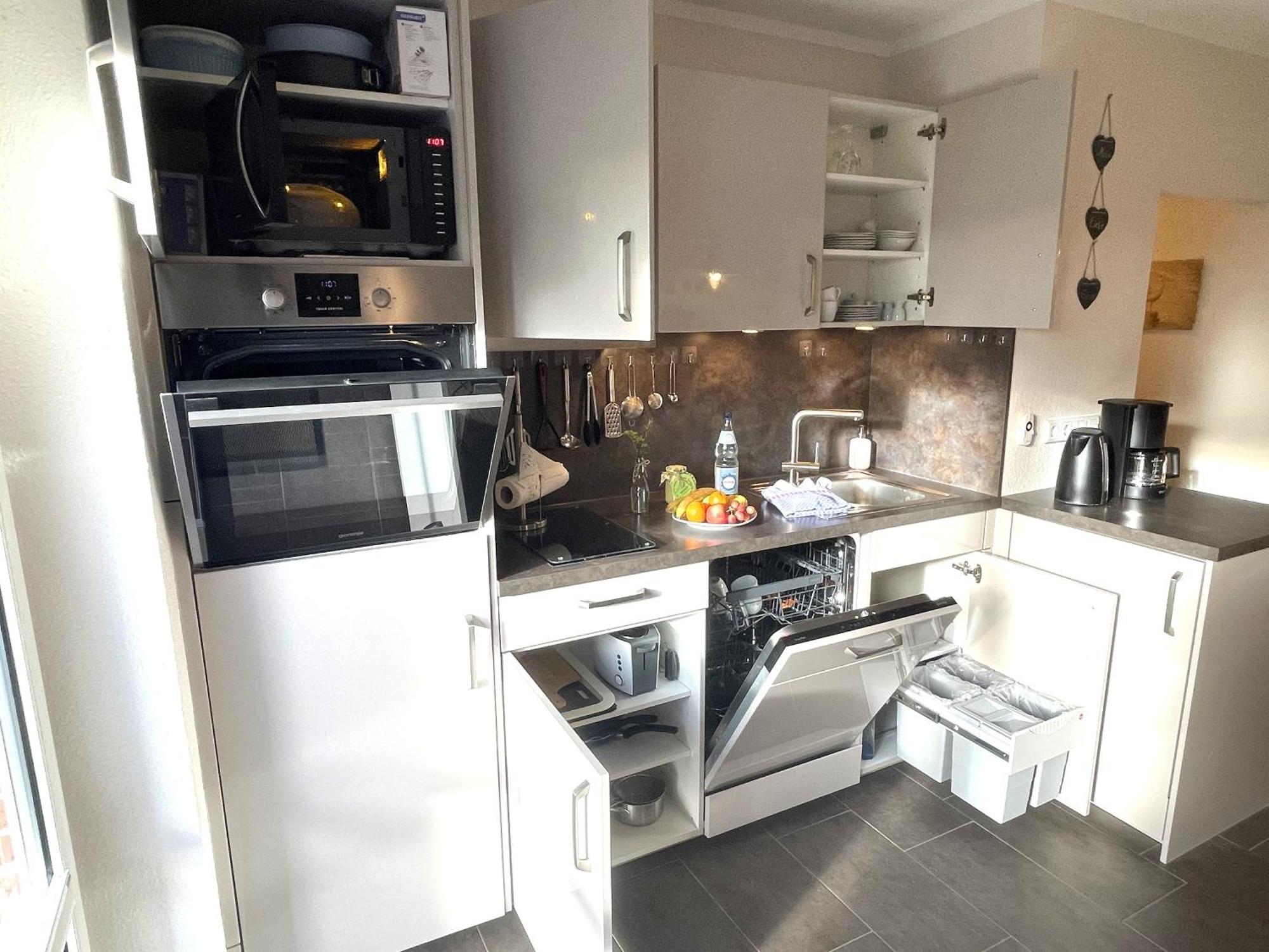 Segelund - Zeit Fuer Uns- Ruhige Und Sonnige Ferienwohnung Mit Terrasse Und Garten Nahe Strand Und Ostsee Schonhagen  Luaran gambar